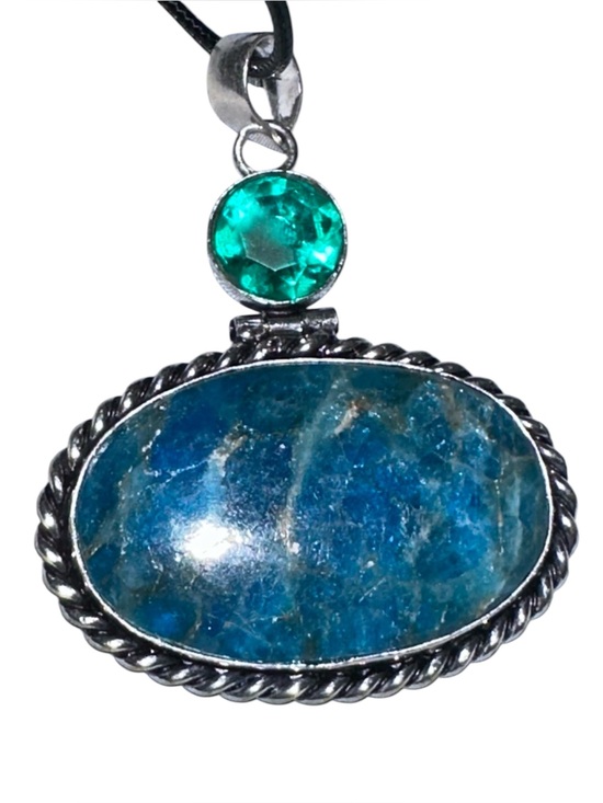 Sterling Jewelry - Blue Stone Pendant Necklace with Emerald Accent